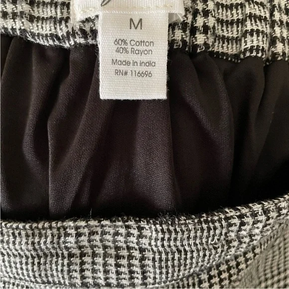 Japna Black White Gingham Two Piece Set Medium | Crop Top Mini Skirt NWT - Picture 11 of 16